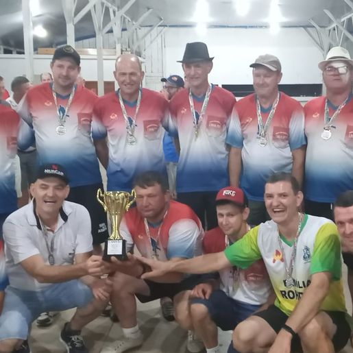 Equipe de Popi é campeã na Bocha livre de Itapiranga