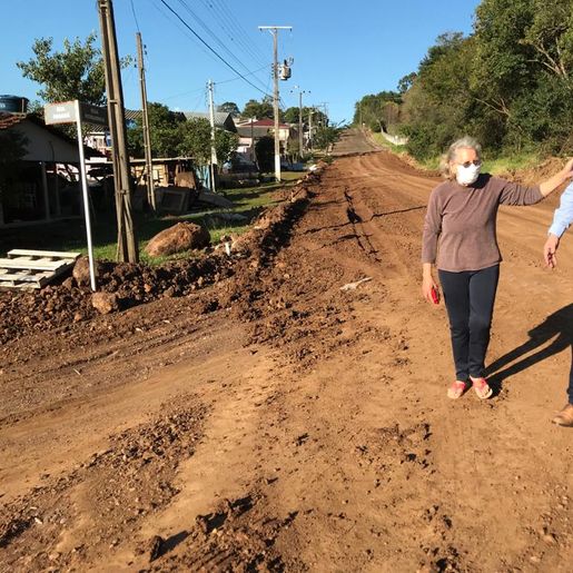 SMO: Calçamento beneficia moradores de 150 quadras