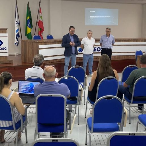 Ameosc realiza reunião extraordinária para debater temas regionais