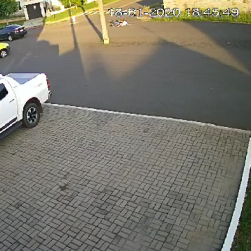 Criança fica ferida em acidente com bicicleta