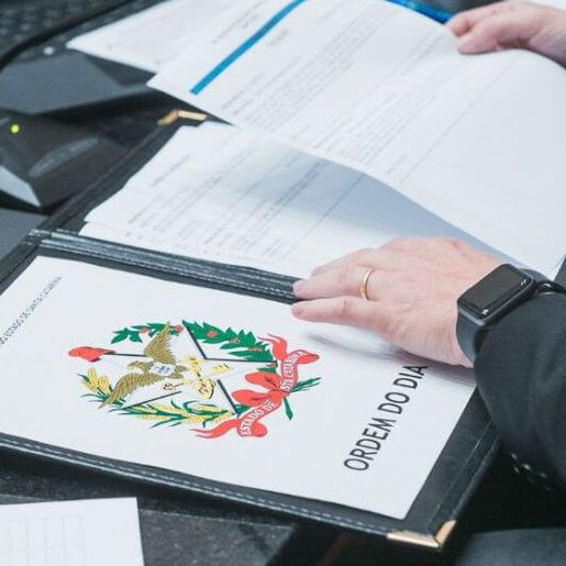 Deputados catarinenses retomam trabalhos após recesso parlamentar