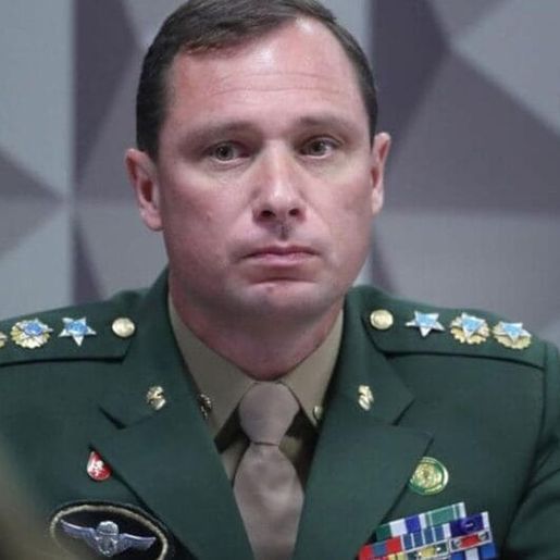 Mauro Cid, ex-ajudante de ordens de Bolsonaro, tem mandado de prisão revogado