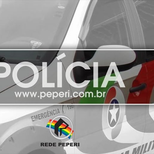 Veículo é furtado em frente de estabelecimento em São José do Cedro