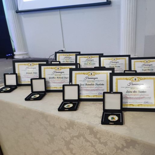 Legislativo de São José do Cedro realiza Sessão Solene para homenagear pioneiros