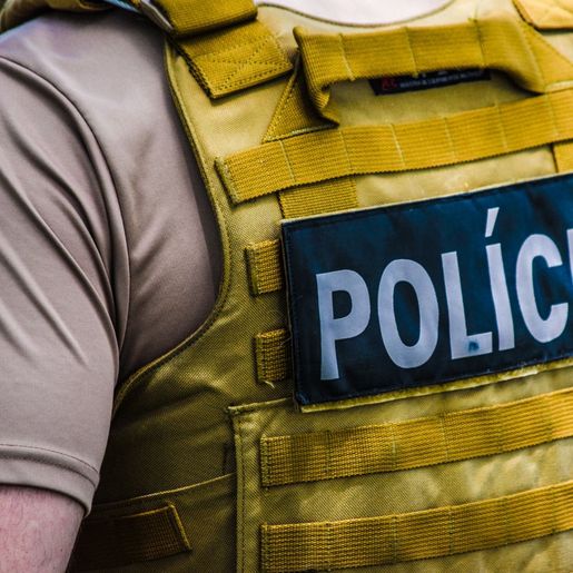 Adolescente é flagrado com moto irregular no centro de Campo Erê