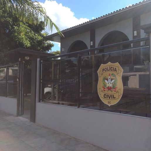 Homem suspeito de abusar sexualmente de enteada é preso em SMOeste