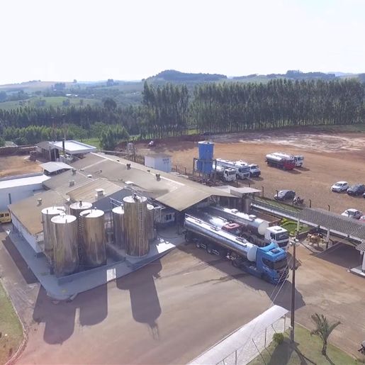 Laticínios inicia atividades na fábrica de manteiga