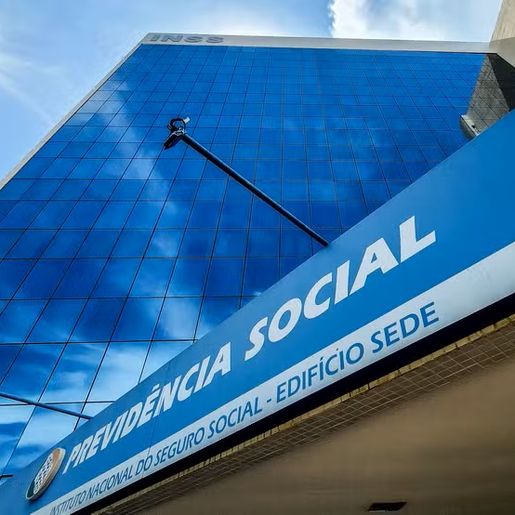 Câmara vai votar urgência para proibir descontos em aposentadorias