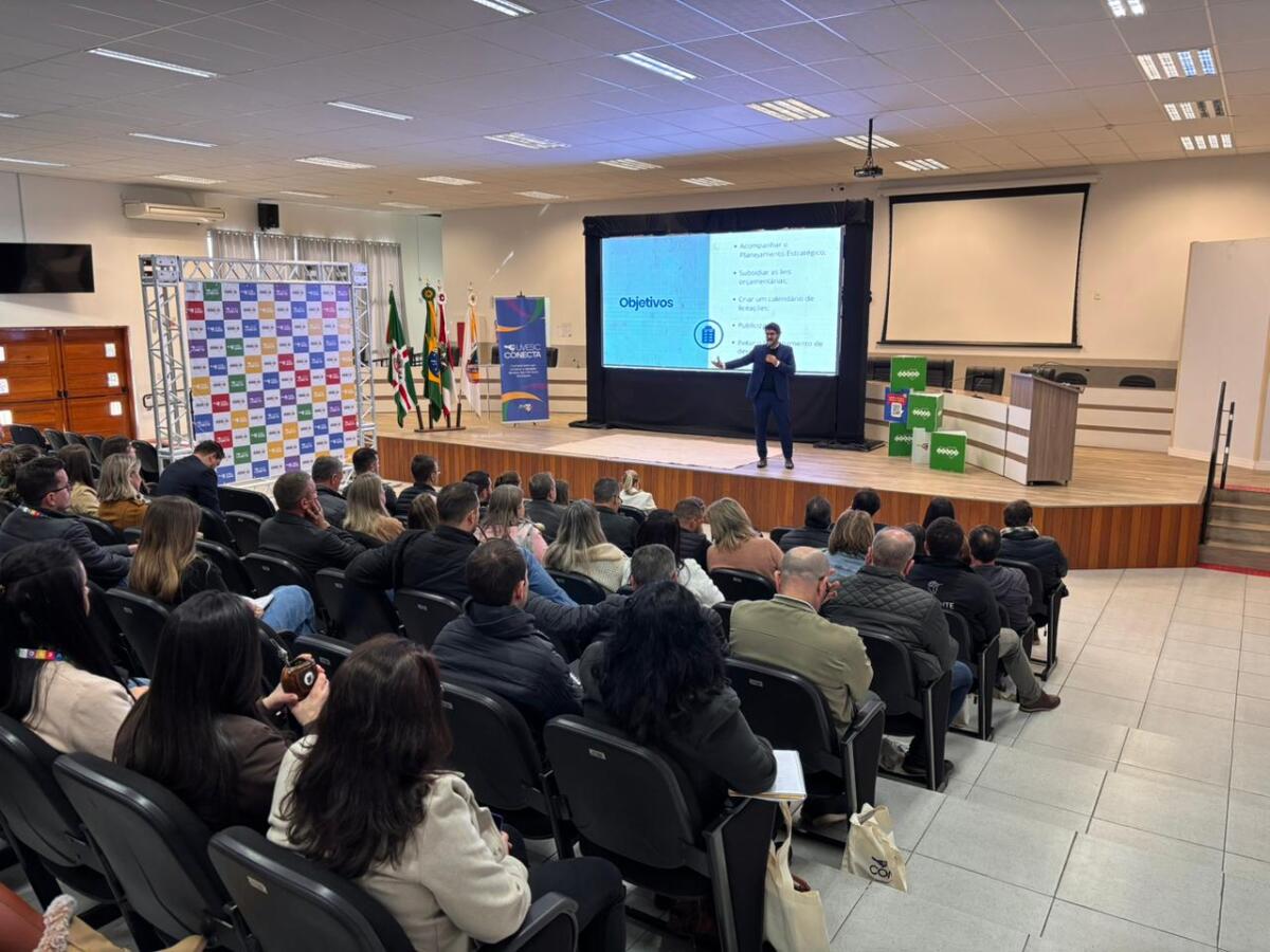 UVESC Conecta reúne mais de 150 participantes em São Miguel do Oeste para capacitação em gestão pública