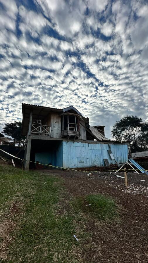 Desabamento parcial de prédio mobiliza Bombeiros e SAMU em Dionísio Cerqueira