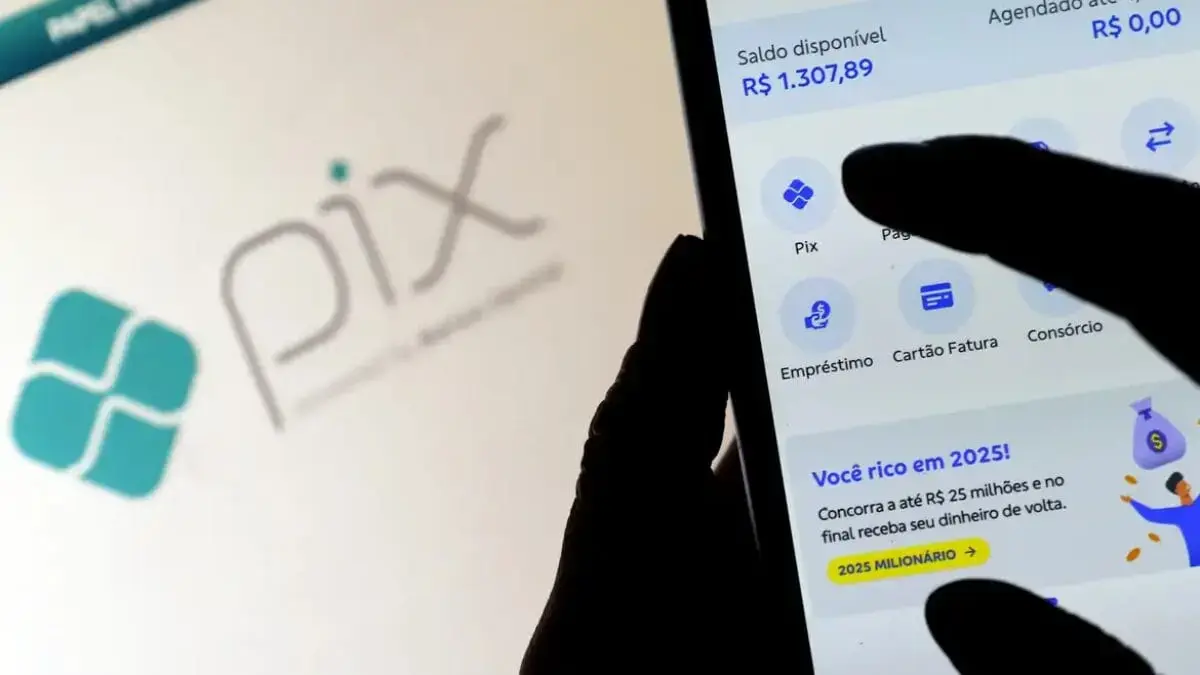 Clientes de bancos relatam instabilidade no Pix em todo Brasil