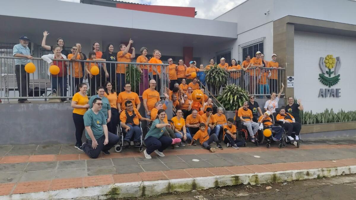 Caminhada da APAE reúne comunidade e reforça mensagem de inclusão em São José do Cedro