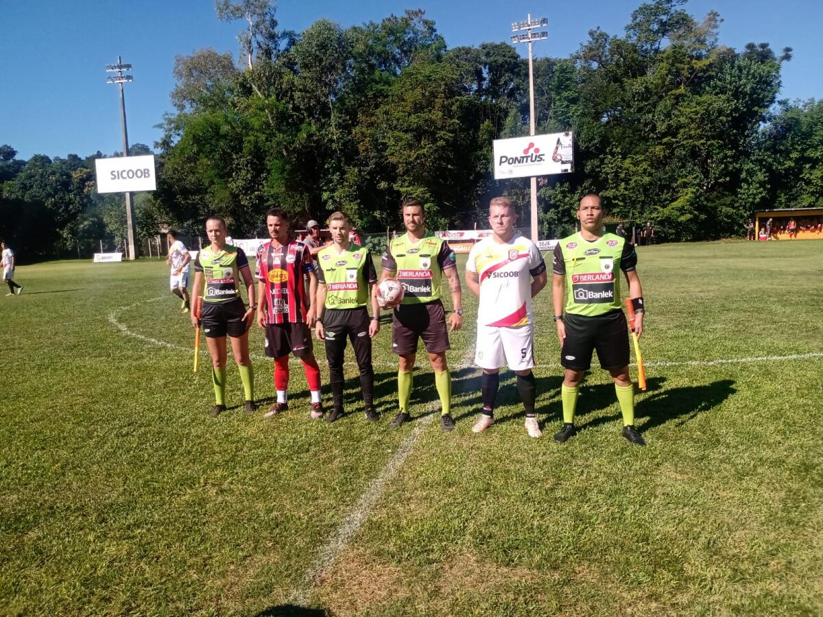 São Carlos e Cometa empatam pelo Estadual Fase Oeste