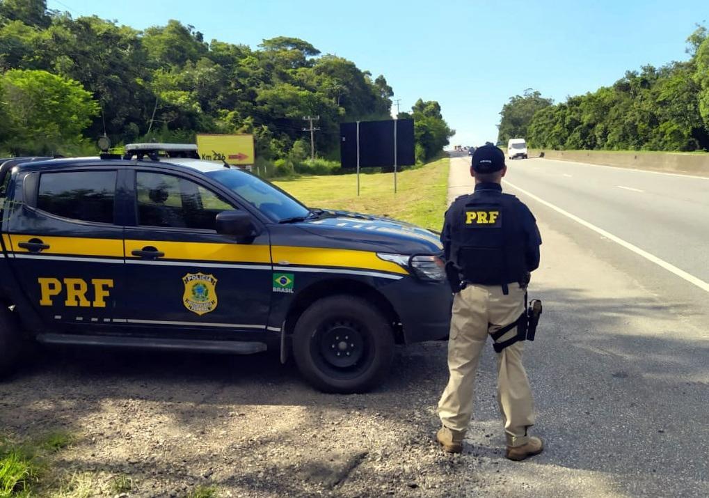PRF reforça orientações para romeiros na BR-163 durante a Romaria de Caravaggio