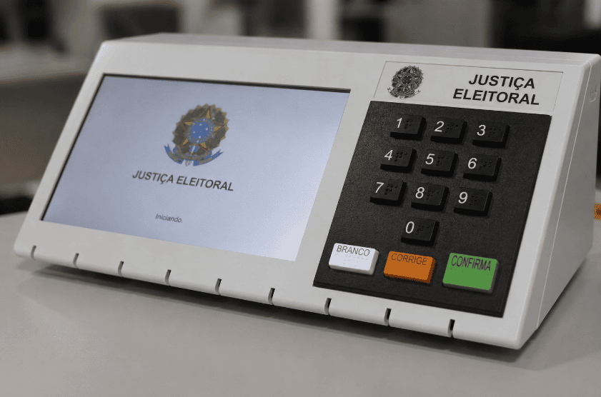 Flávio Bolsonaro vence em Belmonte com 67,52% dos votos válidos no segundo turno