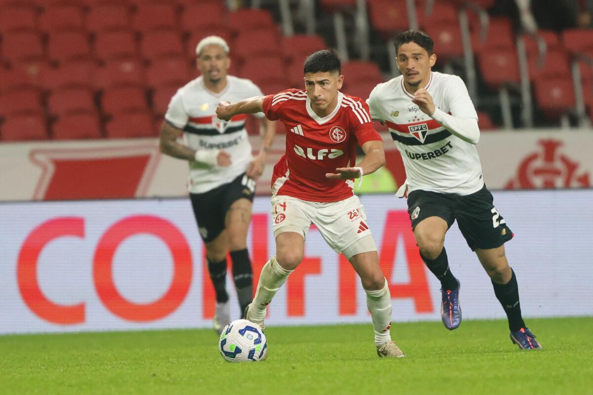 Inter sofre gol no primeiro tempo, não consegue reagir e deixa o Morumbi derrotado
