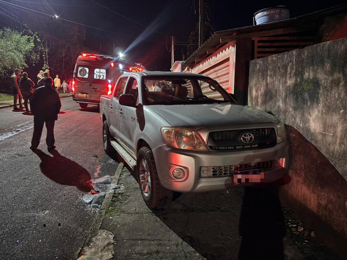 Motorista é preso por embriaguez após acidente com camionete em São Miguel do Oeste