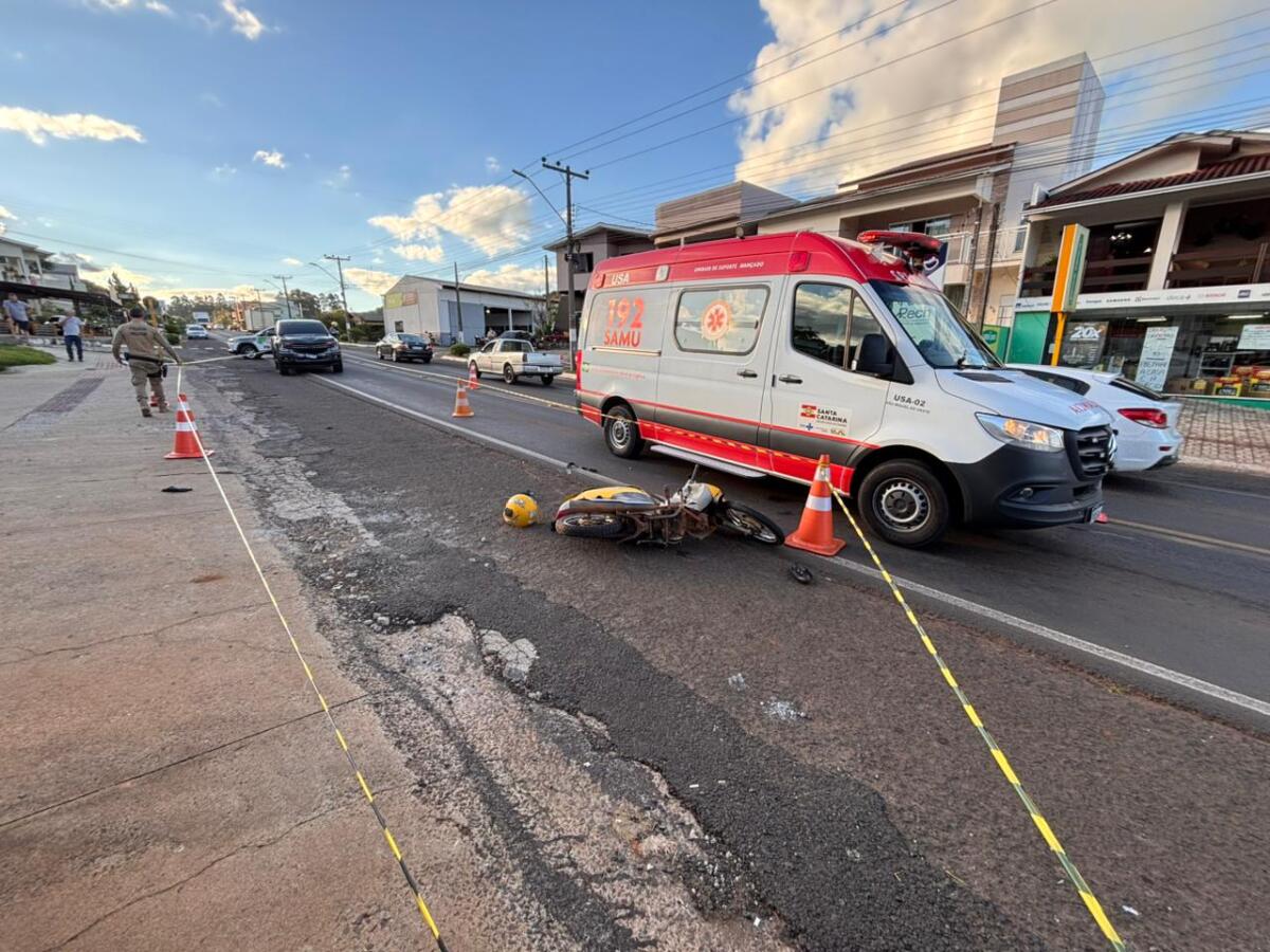 Colisão entre camionete e moto deixa idoso em estado grave em Descanso