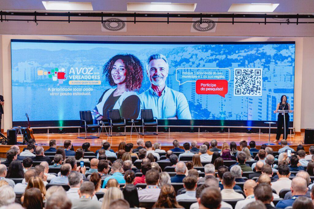 Programa da UVESC vai elaborar pauta de prioridades para candidatos em SC