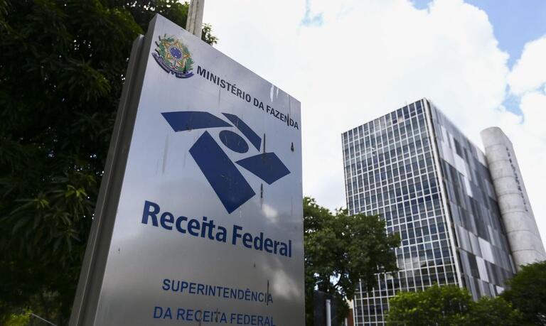 Receita Federal desmente fake news sobre fiscalização do Pix
