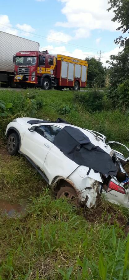 Colisão entre carro e caminhão deixa três mortos na BR-163, em Bom Jesus do Sul
