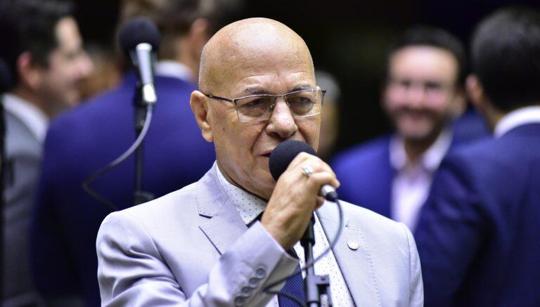 Comissão aprova regra sobre divisão de lucros de empresas em caso de divórcio
