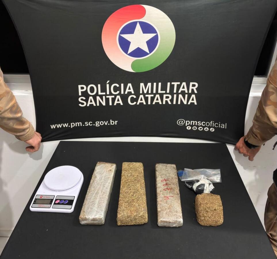 Homem é preso com 2,7 quilos de maconha em São Miguel do Oeste