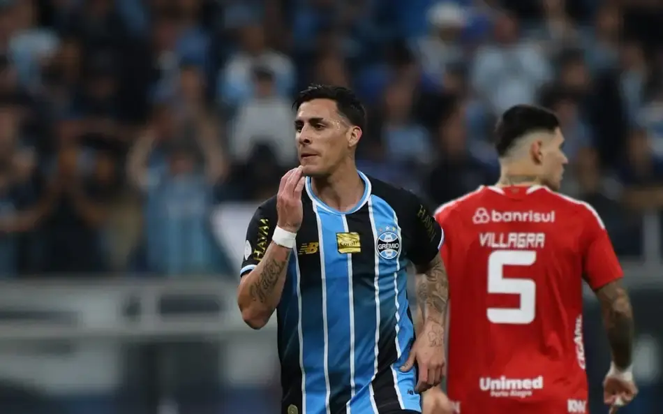 Grêmio vence o Internacional e garante vaga na semifinal da Copa do Brasil