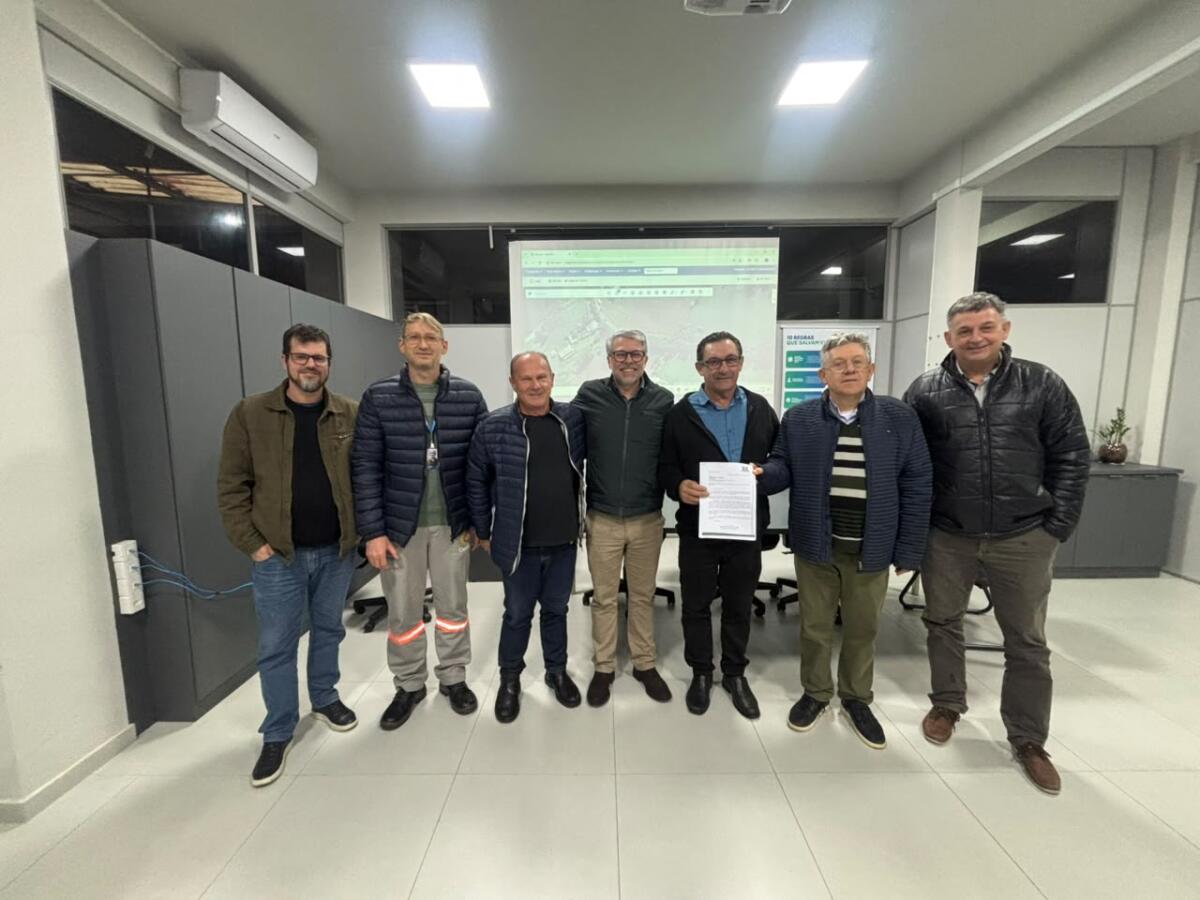 Prefeitura apresenta à Celesc demandas para ampliar rede trifásica no interior de SMO