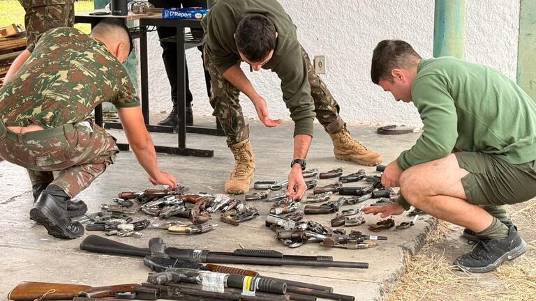 Cerca de 70 armas de fogo são destruídas em SC