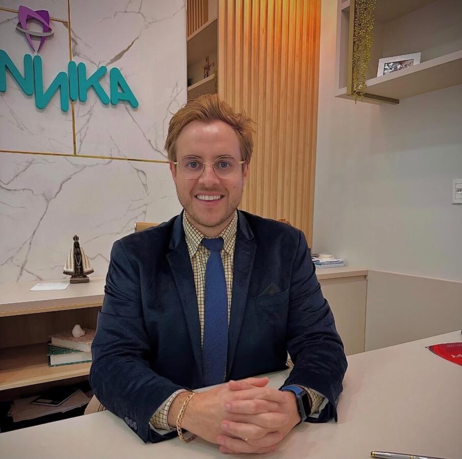 Empresas e Empresários apresenta a trajetória de Rafael Chiesa Sutili, da Unnika Centro Odontológico