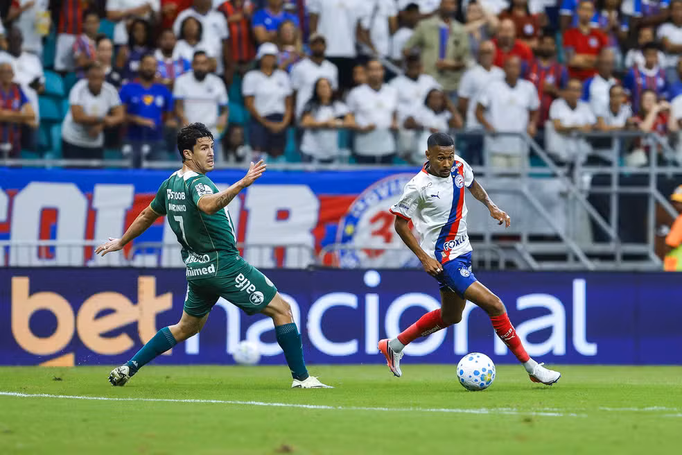 Chapecoense perde para o Bahia e segue na lanterna do Brasileirão