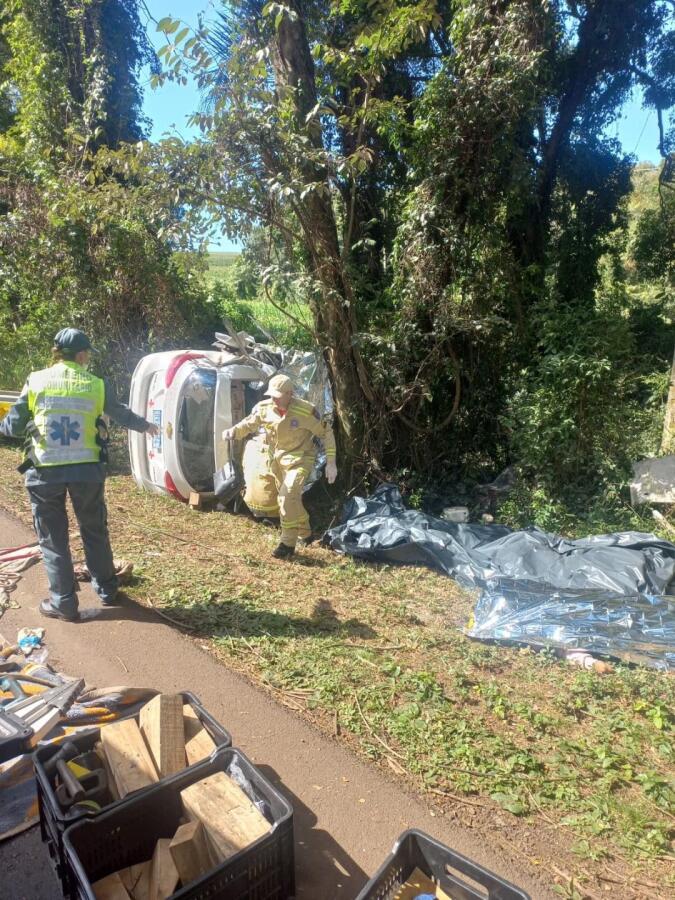 Quatro mortos em acidente com carro da saúde de São Bernardino