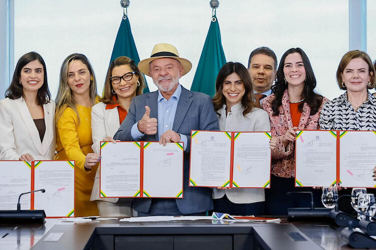 Lula sanciona lei que cria Pix Pensão Alimentícia com transferência automática