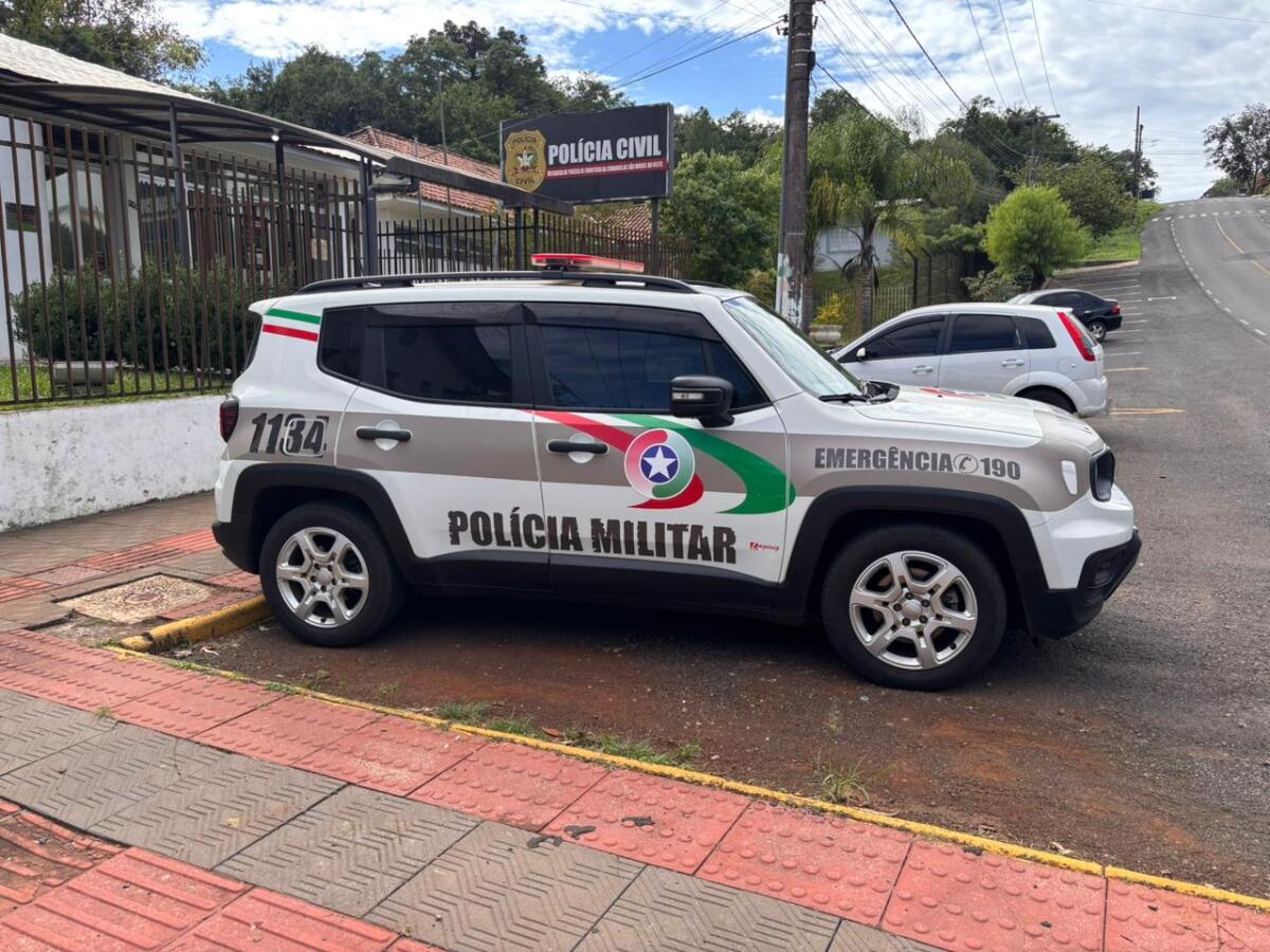 Jovem é preso por suspeita de envolvimento em tentativa de homicídio contra irmãos em SMO