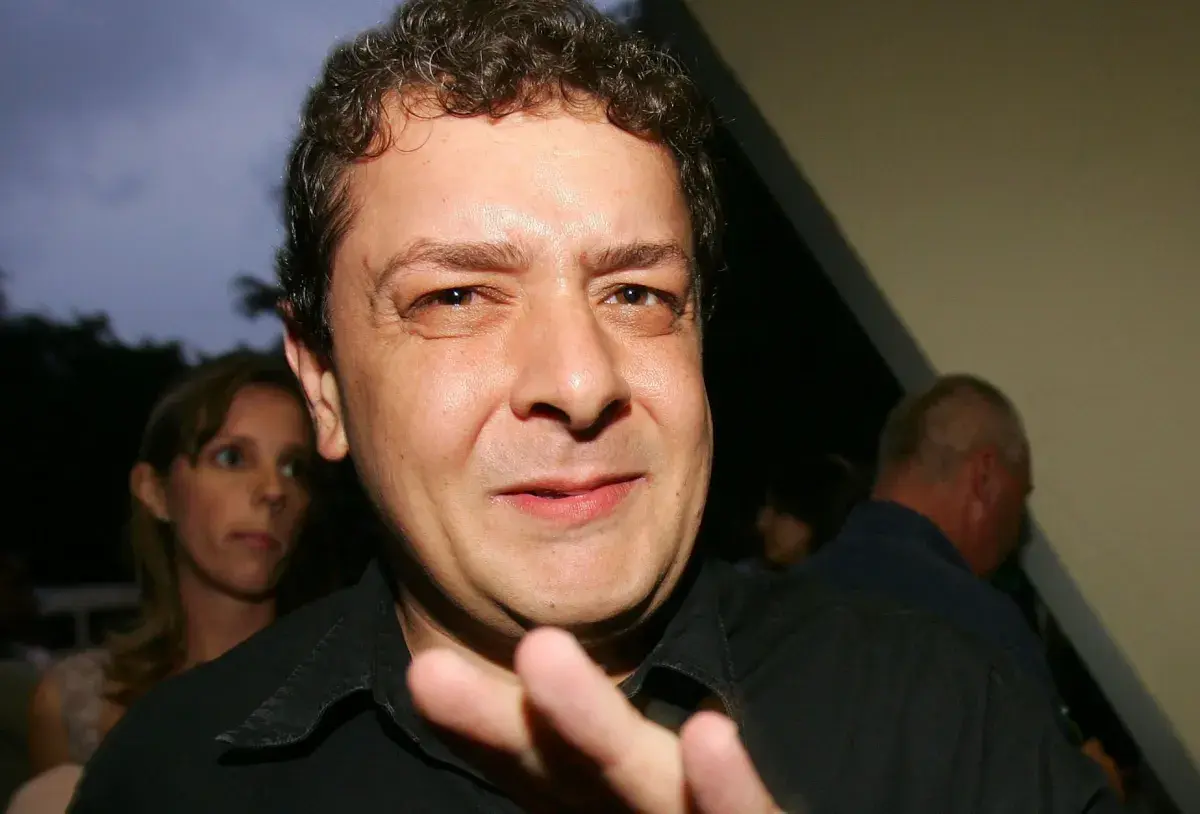 Lulinha abre empresa na Espanha em meio a investigações do INSS