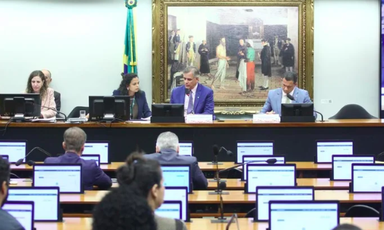 CCJ da Câmara vota nesta terça redução da maioridade penal de 18 para 16 anos