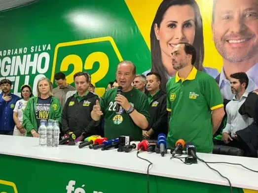 Reeleito no 1° turno, Jorginho atribiu vitória a gestão e força da direita em SC