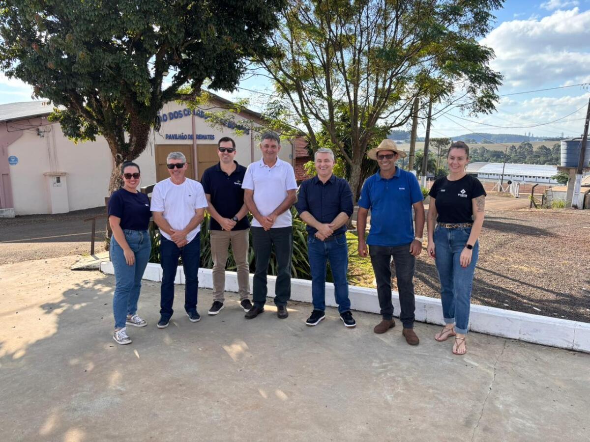 Visita técnica define primeiros passos para melhorias no Parque de Exposições de SMO