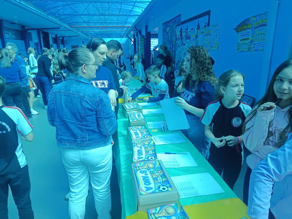Feirinha do Empreendedor estimula aprendizado prático no CIEF de Iporã do Oeste
