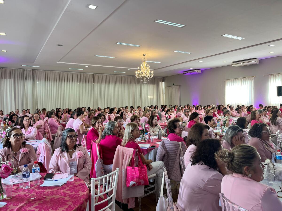 Redes Femininas de Combate ao Câncer reúnem 250 participantes em São Miguel do Oeste
