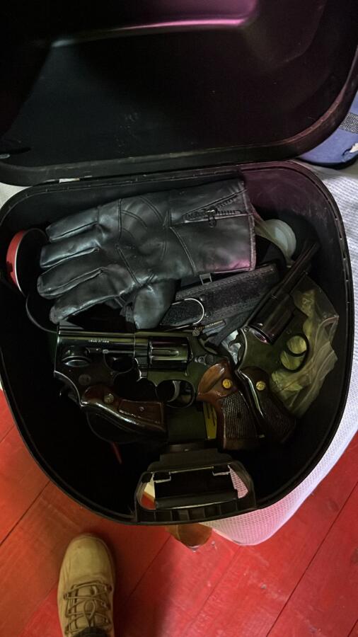 Polícia Civil apreende armas de fogo e prende suspeito em Dionísio Cerqueira