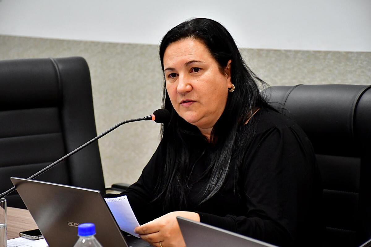 Vereadora propõe criação de centro para doações e apoio a famílias vulneráveis em SMO