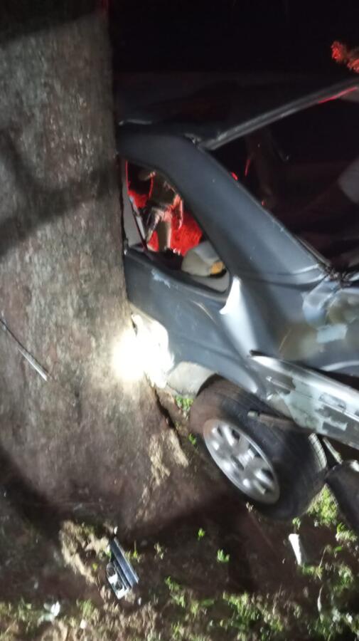 Acidente na SC-160 deixa duas pessoas feridas em Pinhalzinho