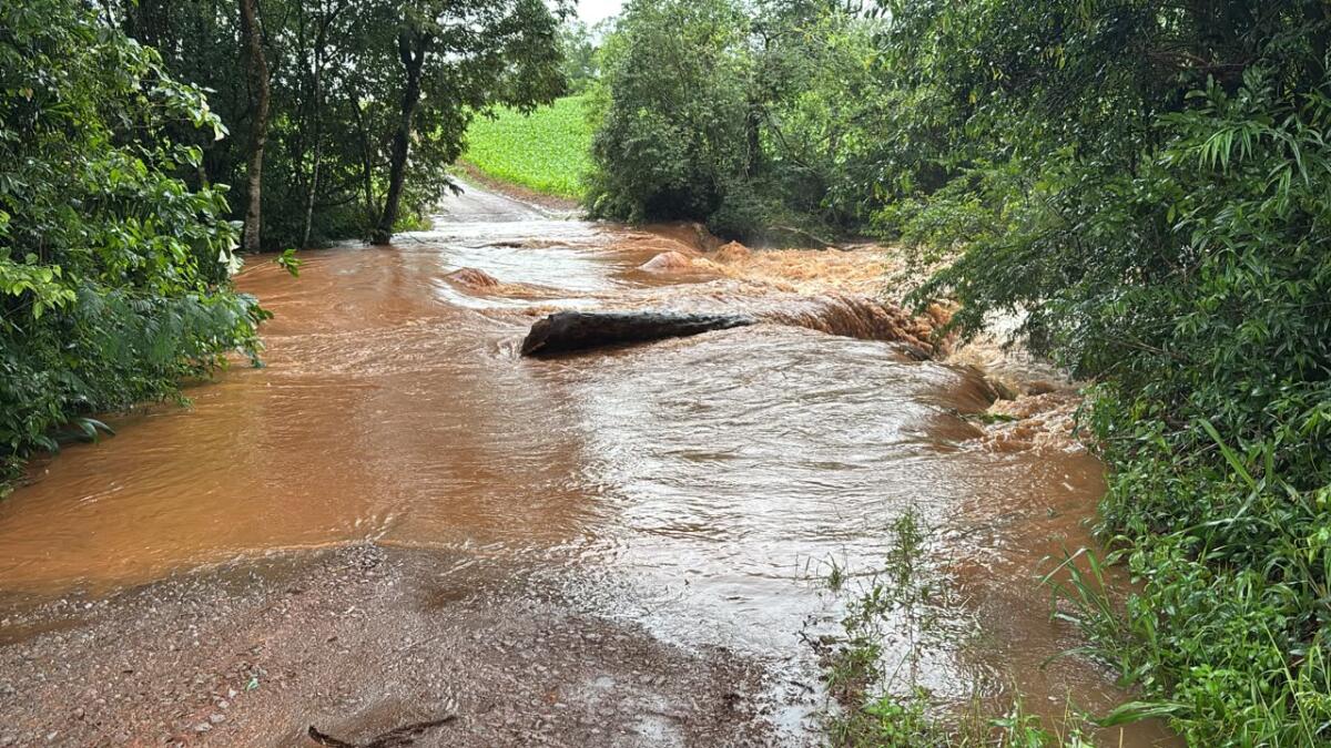 Chuvas interditam estrada e levam Descanso a decretar situação de emergência