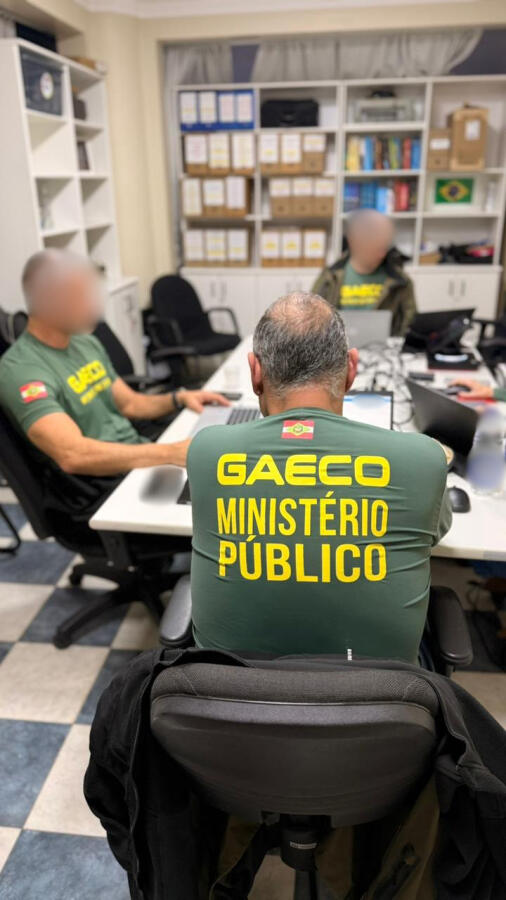 Operação no Oeste apura fraude tributária e Justiça bloqueia até R$ 8,9 milhões