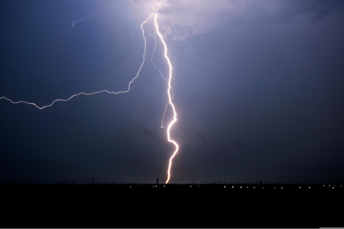 Mais de 700 mil descargas elétricas foram registradas no RS nesta terça-feira