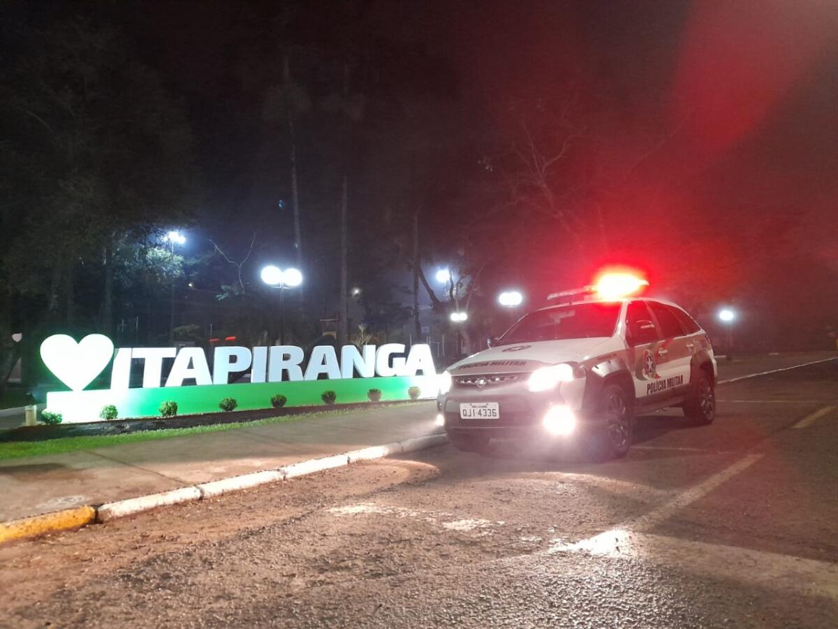 Motorista foge da Polícia e tem carro apreendido em Itapiranga