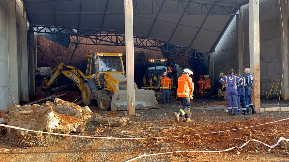 Dois trabalhadores morrem após deslizamento de terra em Caçador