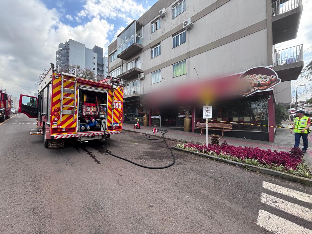 Princípio de incêndio mobiliza bombeiros no Centro de São Miguel do Oeste